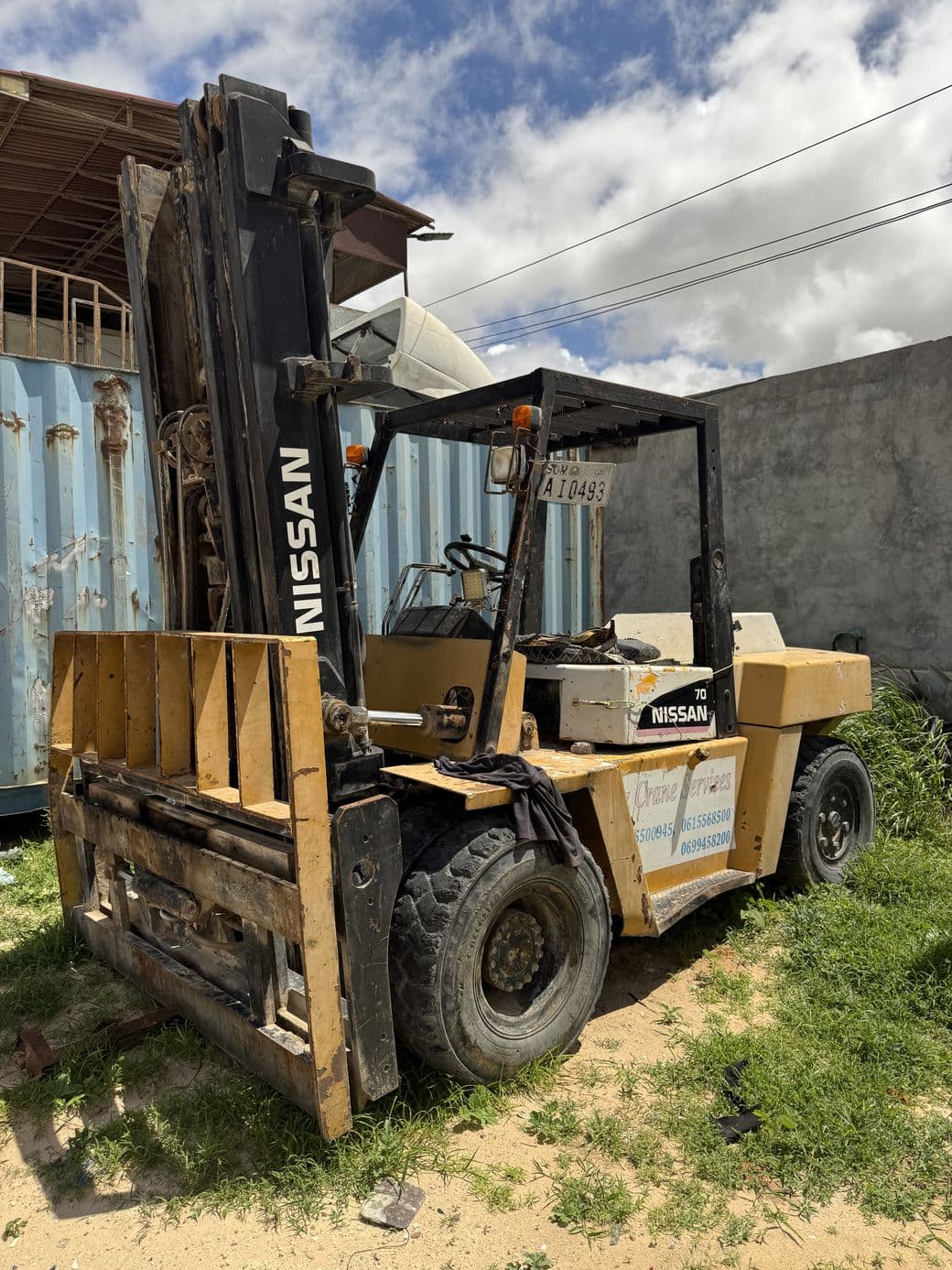 Nissan 7-Tonne Forklift